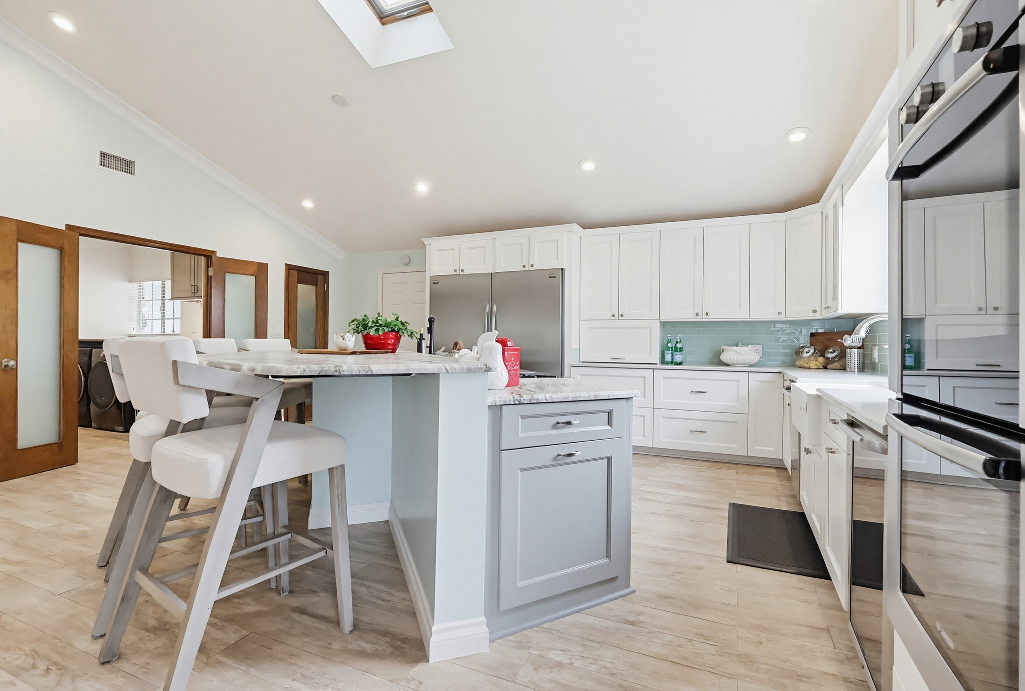 Virtual tour photo 38 of 110 for 1115 W Briarcroft Rd