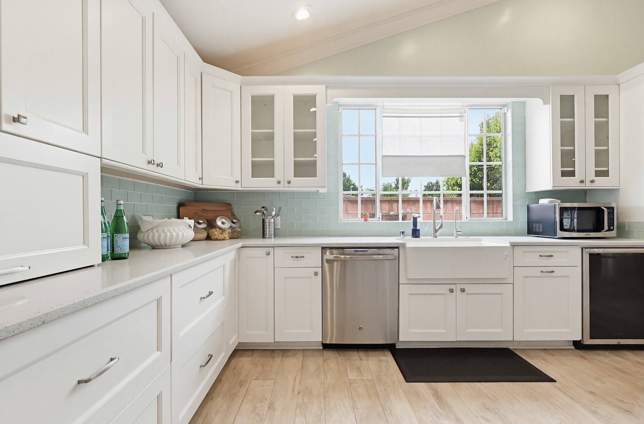 Virtual tour photo 41 of 110 for 1115 W Briarcroft Rd