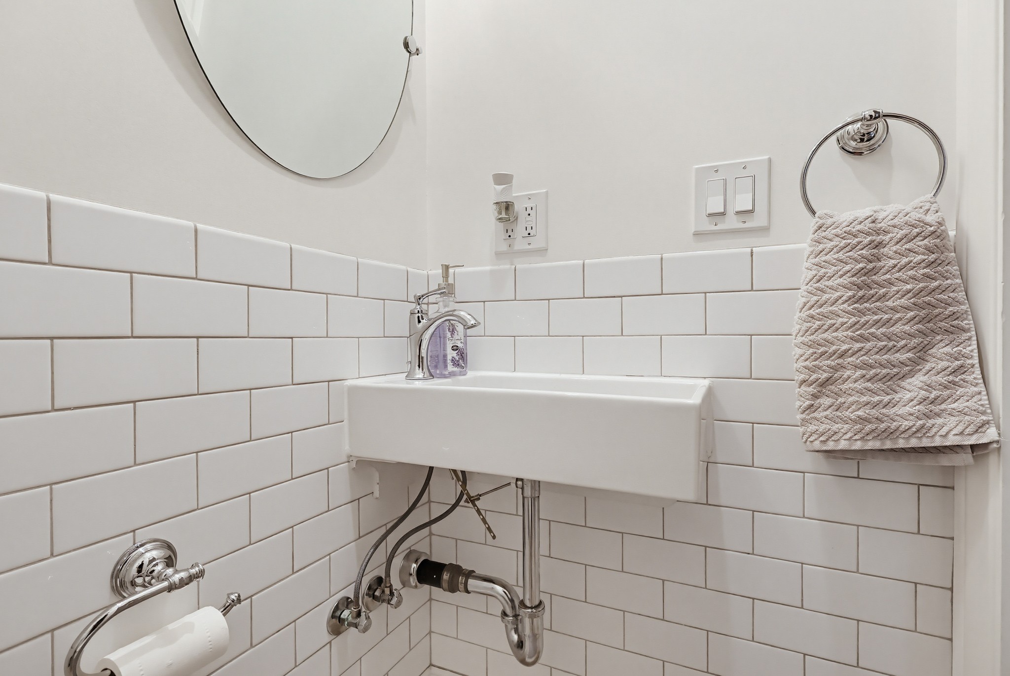 Virtual tour photo 56 of 110 for 1115 W Briarcroft Rd