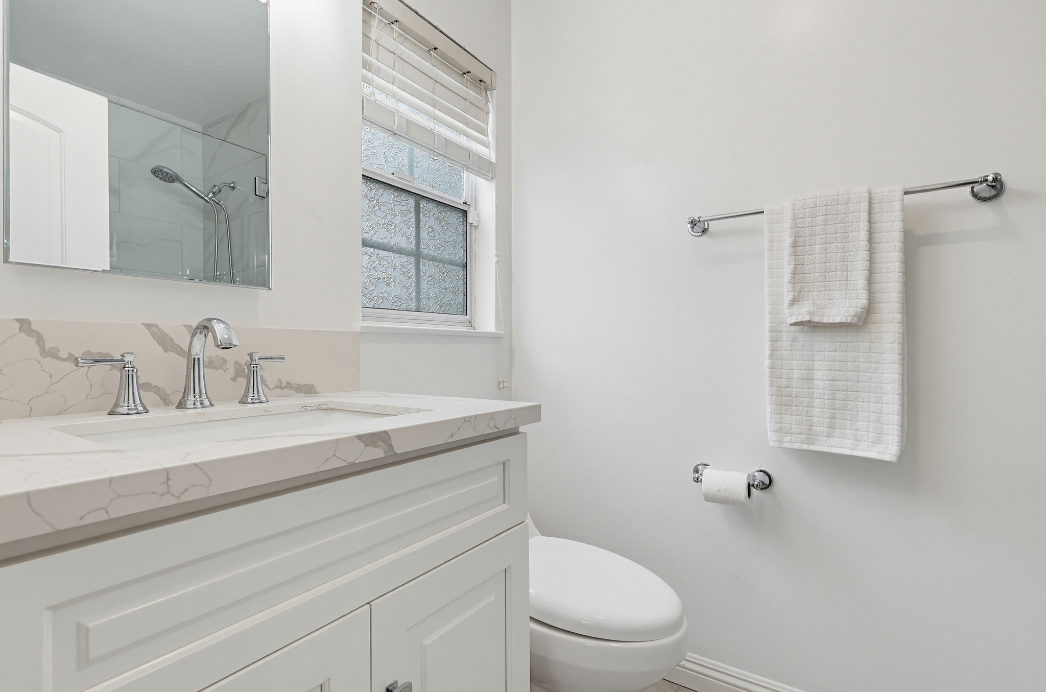Virtual tour photo 65 of 110 for 1115 W Briarcroft Rd