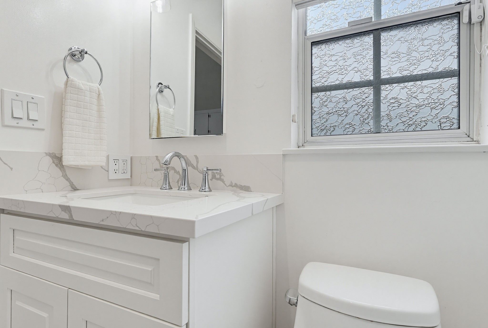Virtual tour photo 68 of 110 for 1115 W Briarcroft Rd