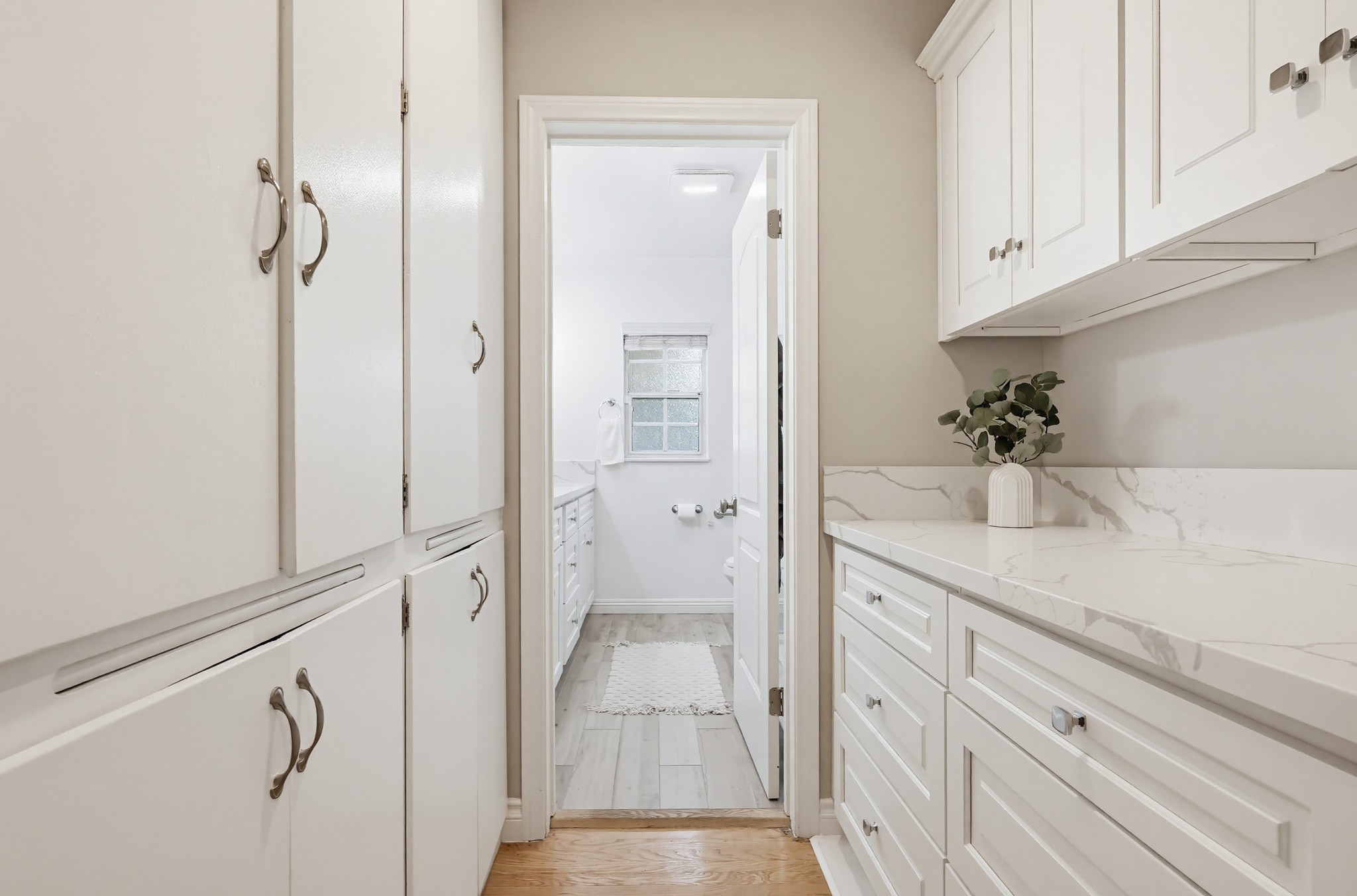 Virtual tour photo 76 of 110 for 1115 W Briarcroft Rd