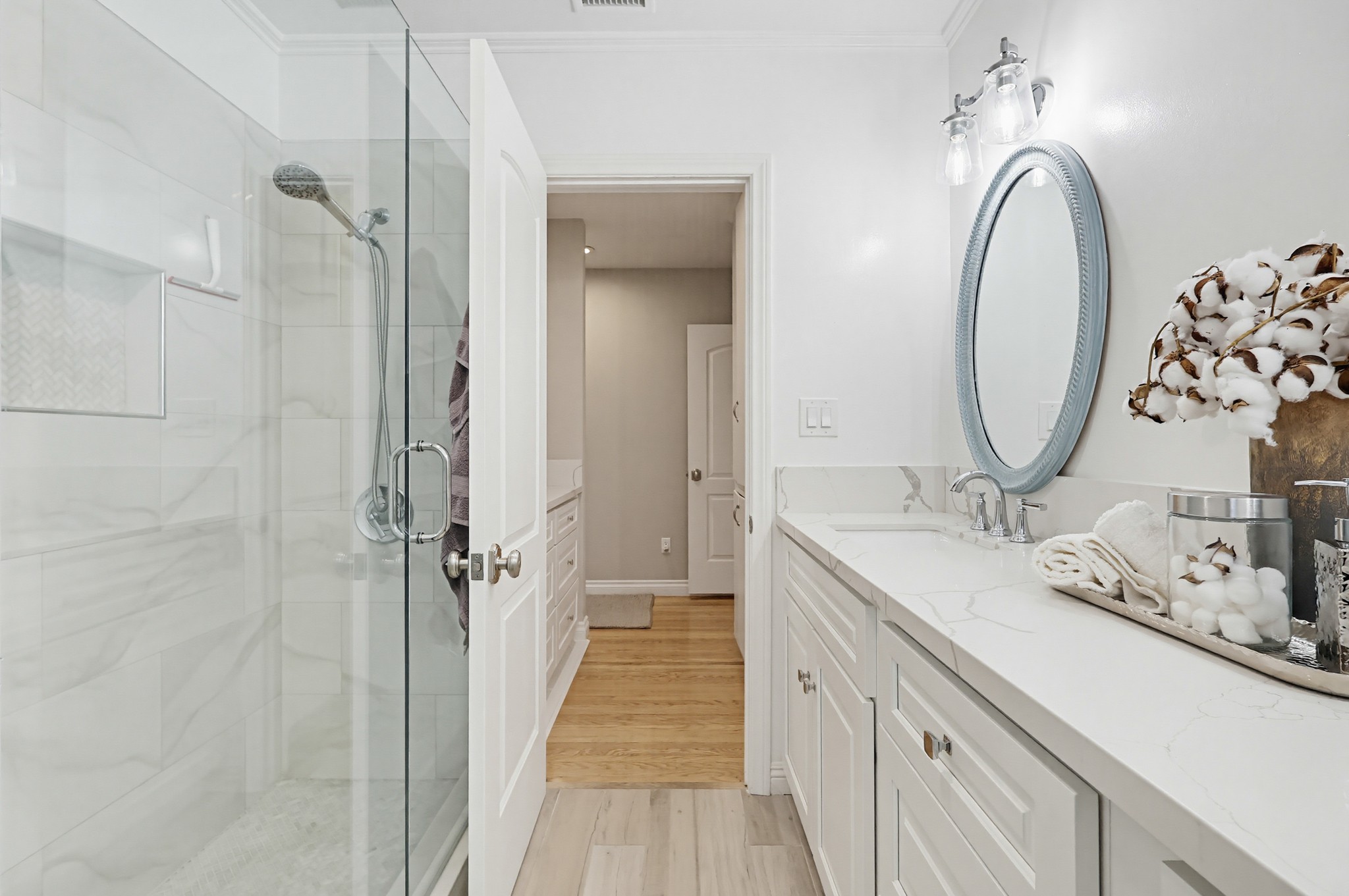 Virtual tour photo 84 of 110 for 1115 W Briarcroft Rd