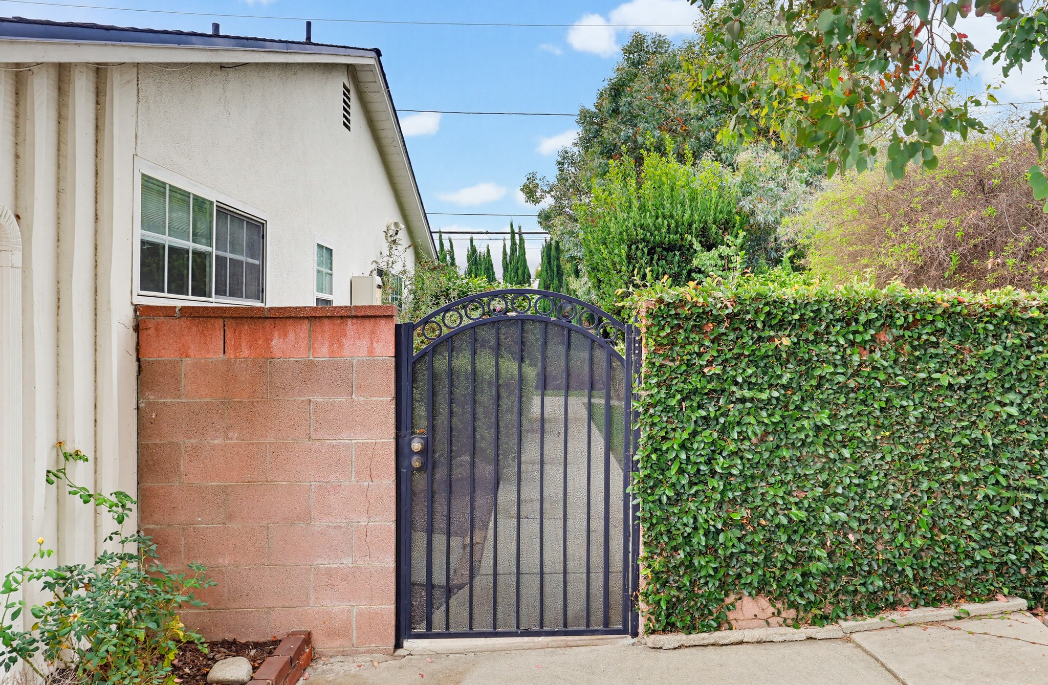 Virtual tour photo 86 of 110 for 1115 W Briarcroft Rd