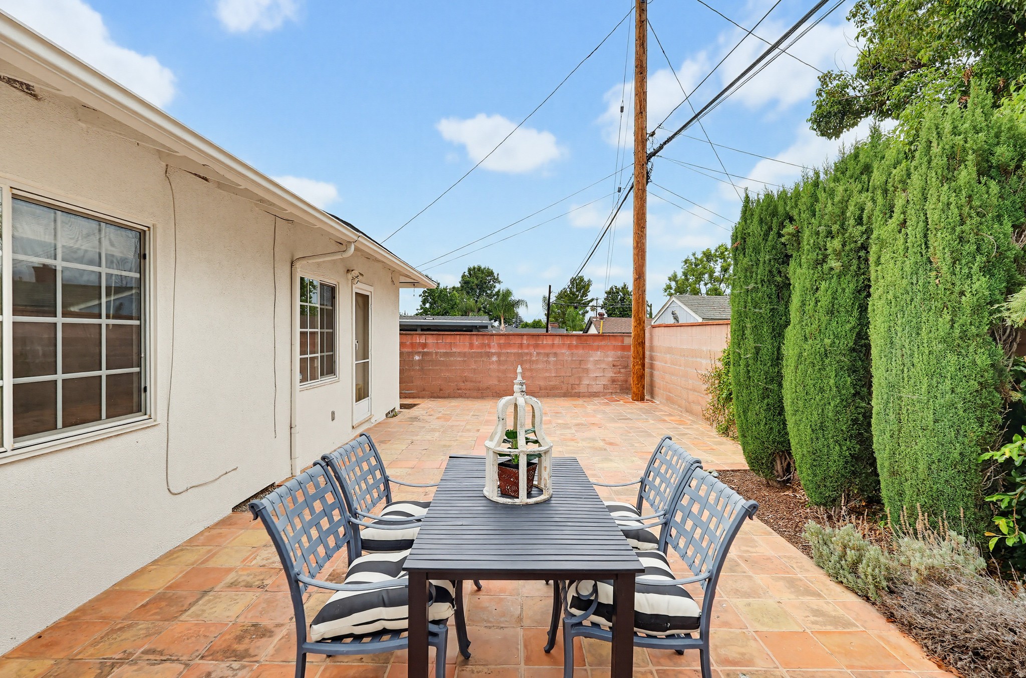 Virtual tour photo 91 of 110 for 1115 W Briarcroft Rd