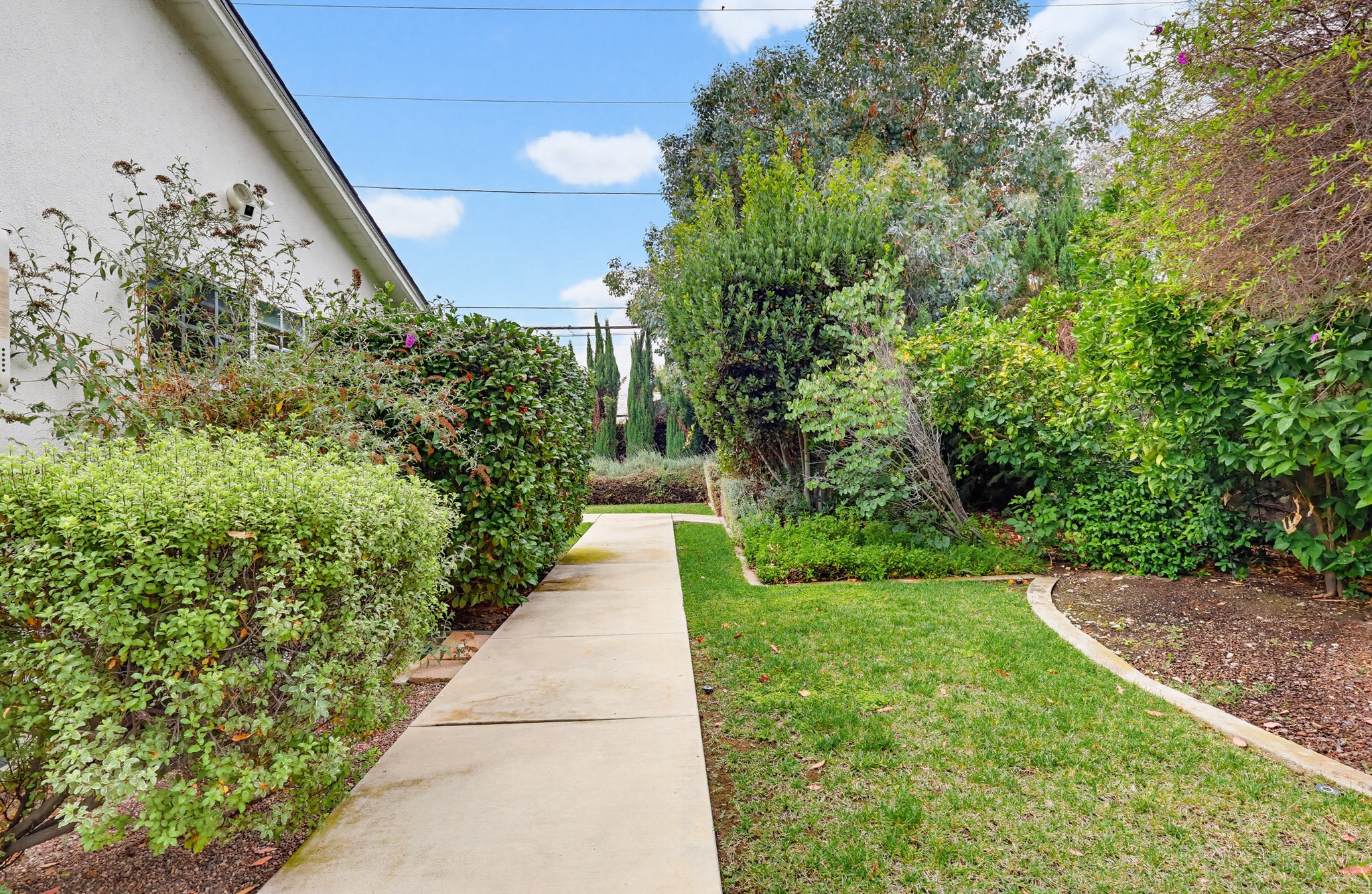 Virtual tour photo 105 of 110 for 1115 W Briarcroft Rd