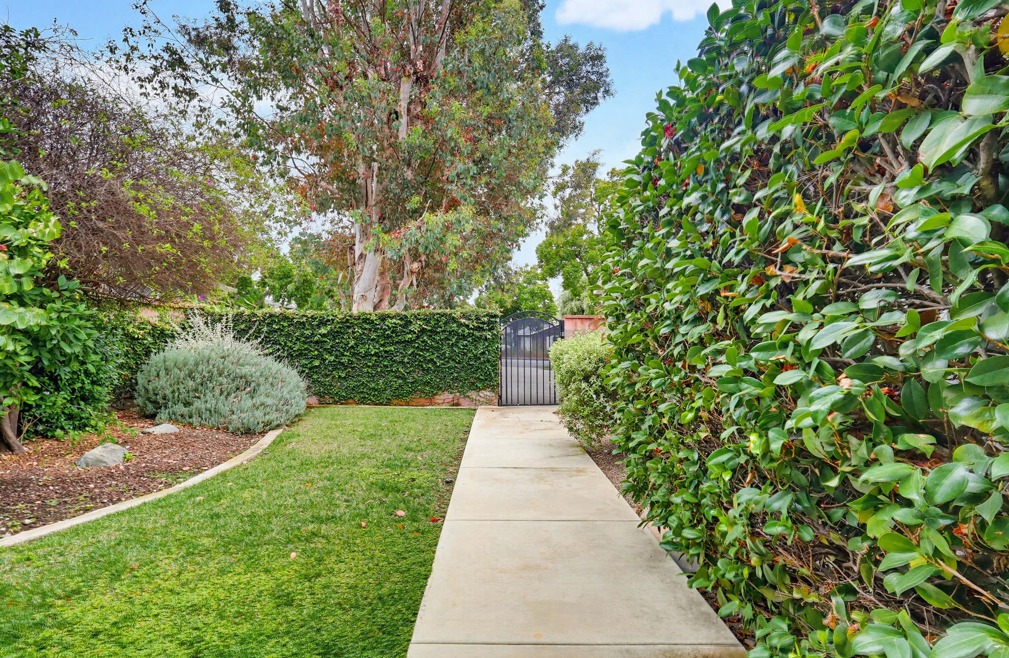 Virtual tour photo 106 of 110 for 1115 W Briarcroft Rd