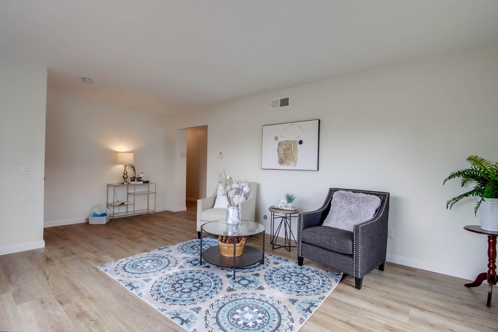 Virtual tour photo 11 of 48 for 11163 Batavia Cir