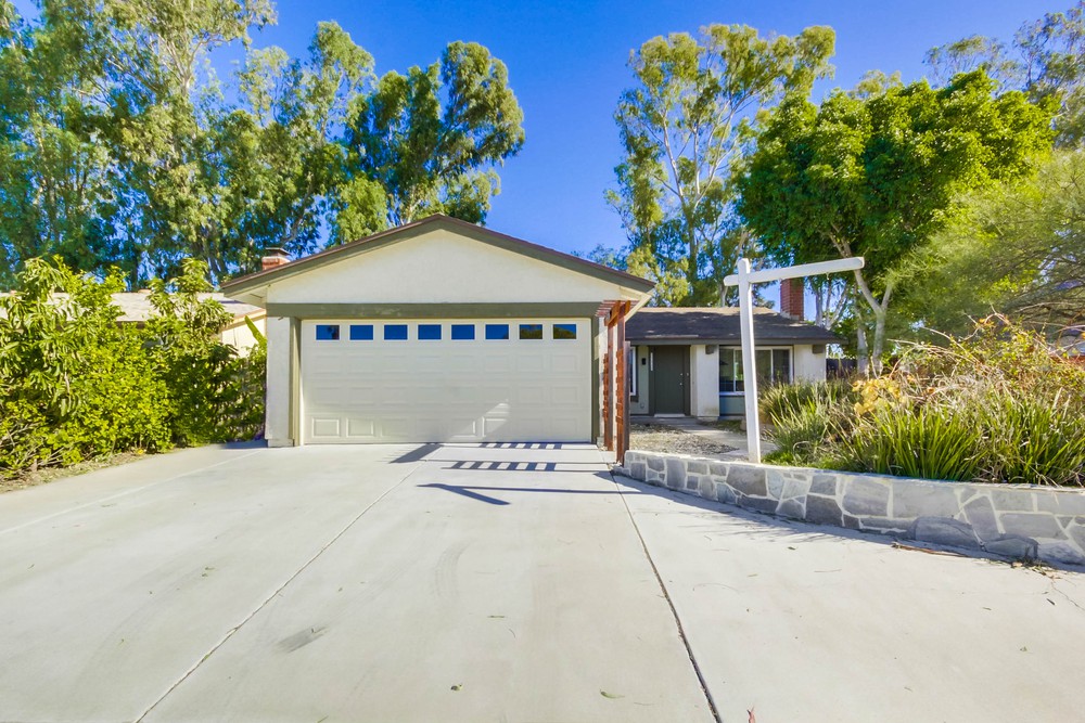 Virtual tour photo 5 of 45 for 11163 Camarosa Cir
