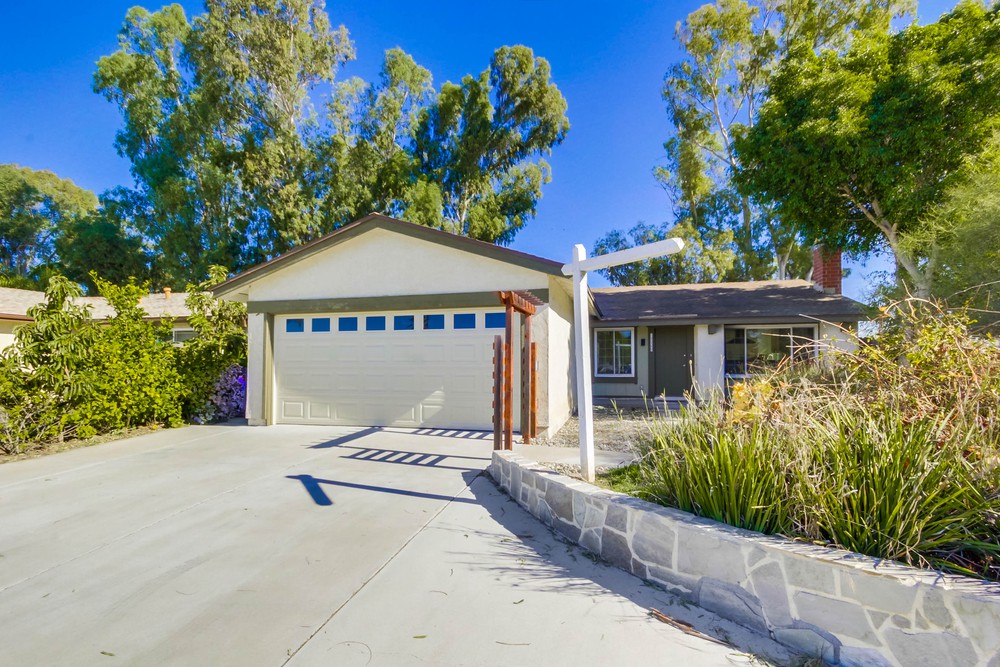 Virtual tour photo 7 of 45 for 11163 Camarosa Cir