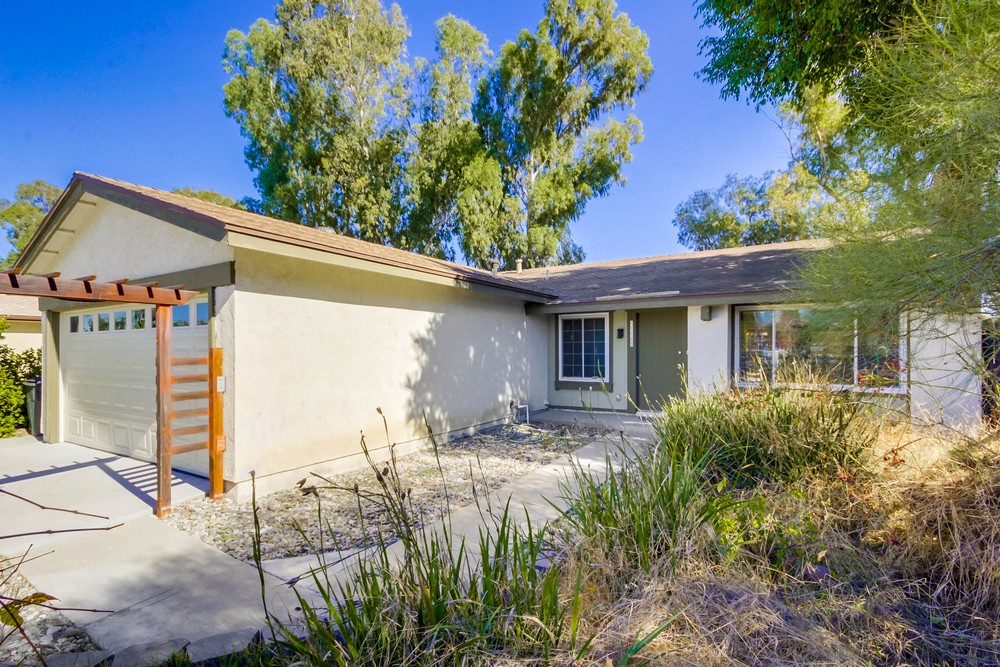 Virtual tour photo 8 of 45 for 11163 Camarosa Cir