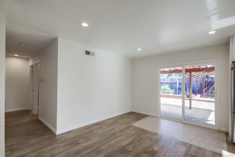 Virtual tour photo 15 of 45 for 11163 Camarosa Cir