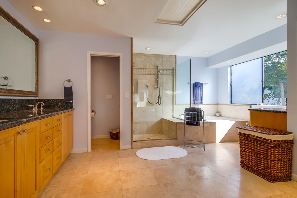 Virtual tour photo 37 of 61 for 11165 Forestview Ln