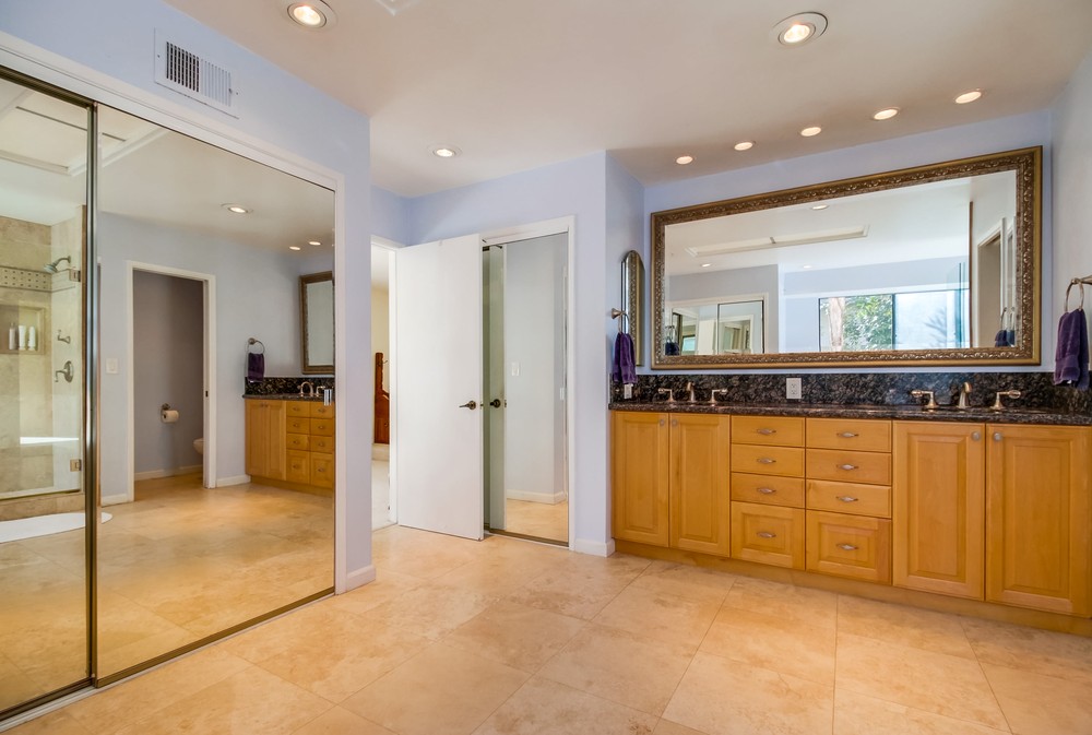 Virtual tour photo 39 of 61 for 11165 Forestview Ln