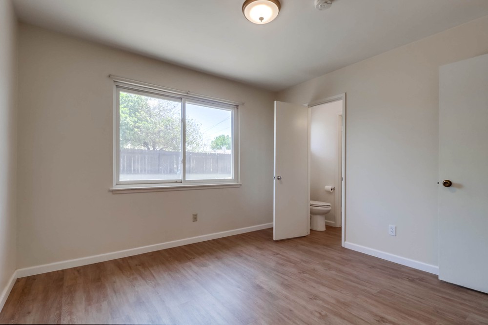 Virtual tour photo 20 of 41 for 1117 15th St