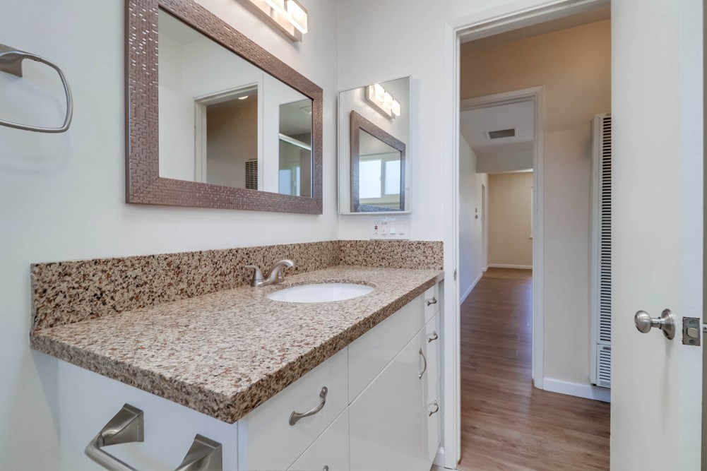 Virtual tour photo 31 of 41 for 1117 15th St