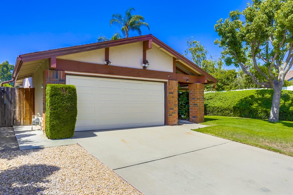 Virtual tour photo 4 of 36 for 11178 Ironwood Rd