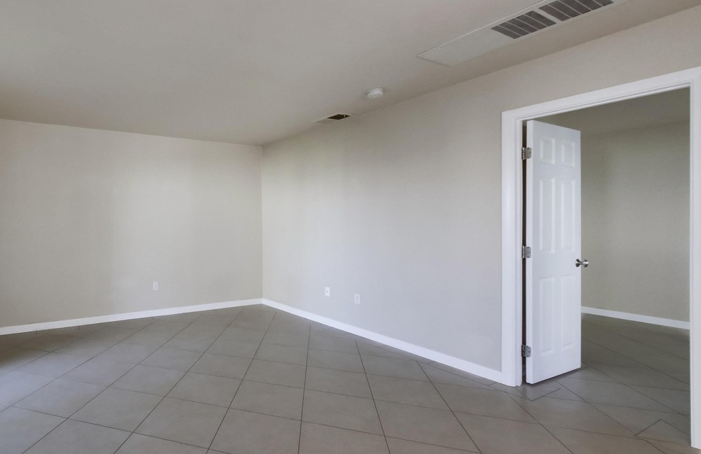 Virtual tour photo 4 of 22 for 11179 Camino Ruiz APT 65