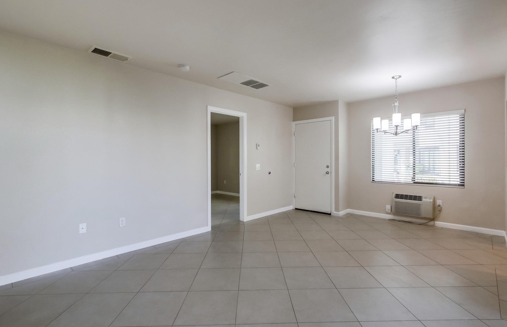 Virtual tour photo 5 of 22 for 11179 Camino Ruiz APT 65