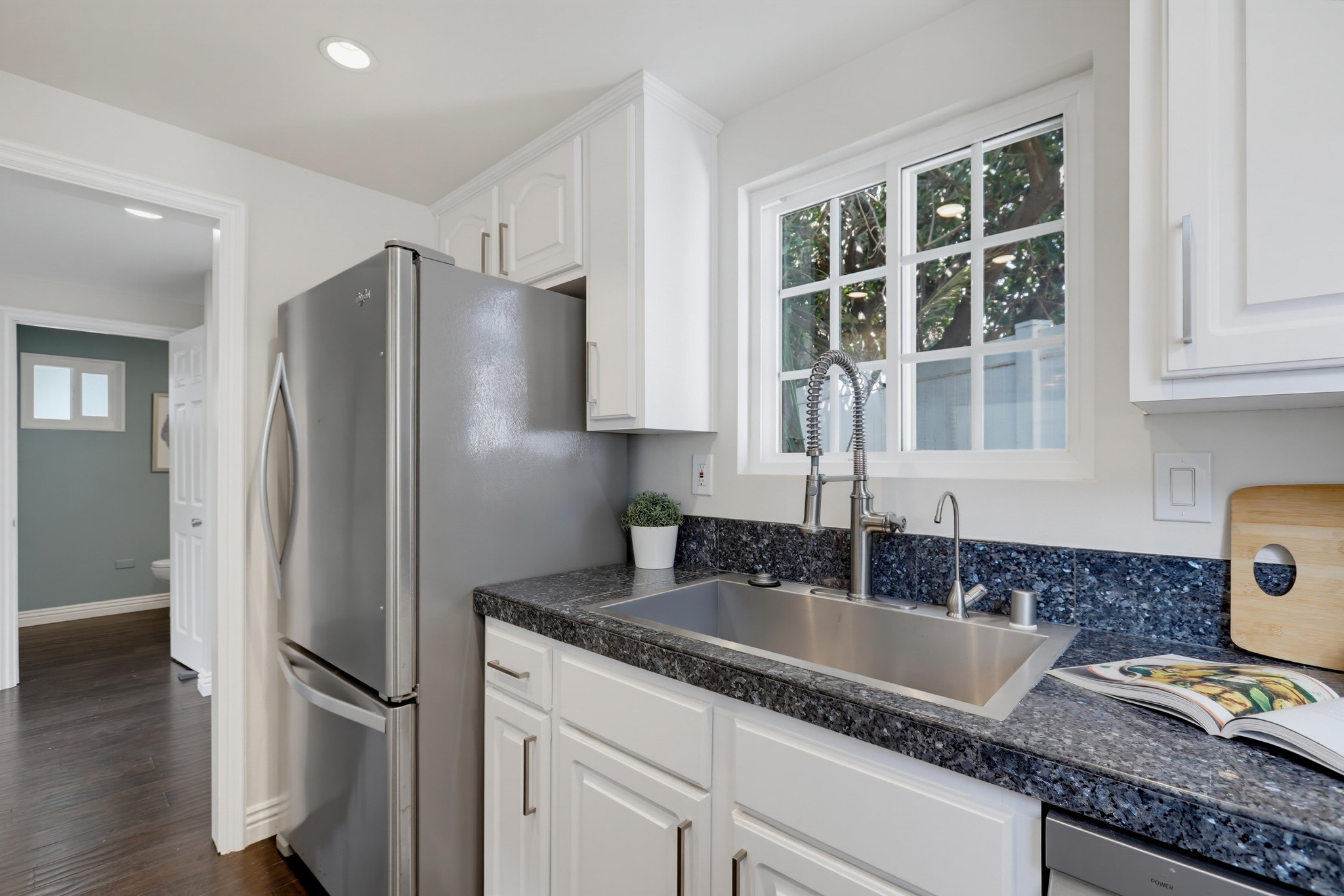 Virtual tour photo 12 of 54 for 1118 Sandi Ln