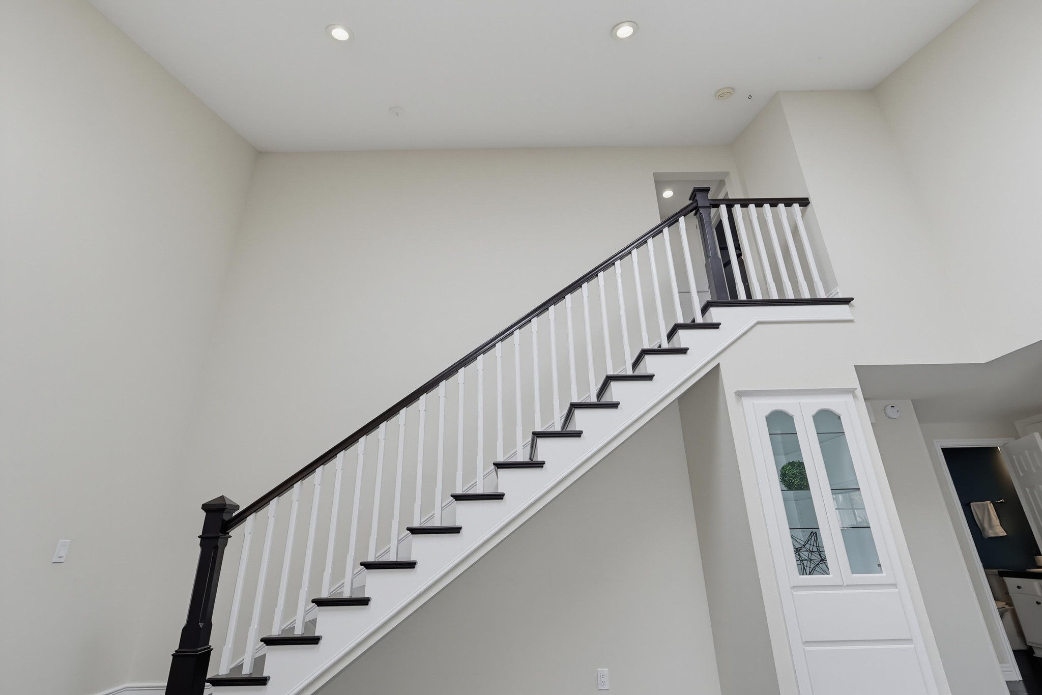 Virtual tour photo 33 of 62 for 1118 Sandi Ln