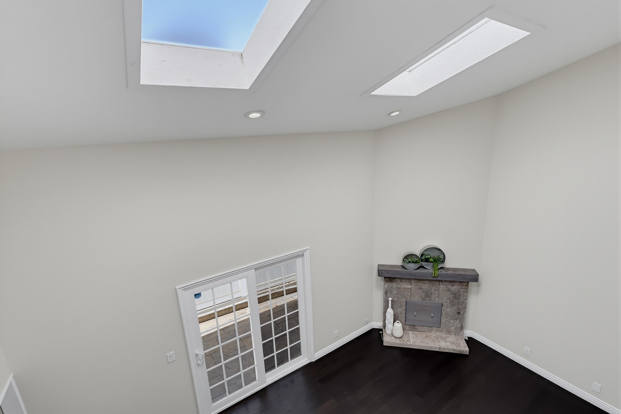 Virtual tour photo 35 of 62 for 1118 Sandi Ln