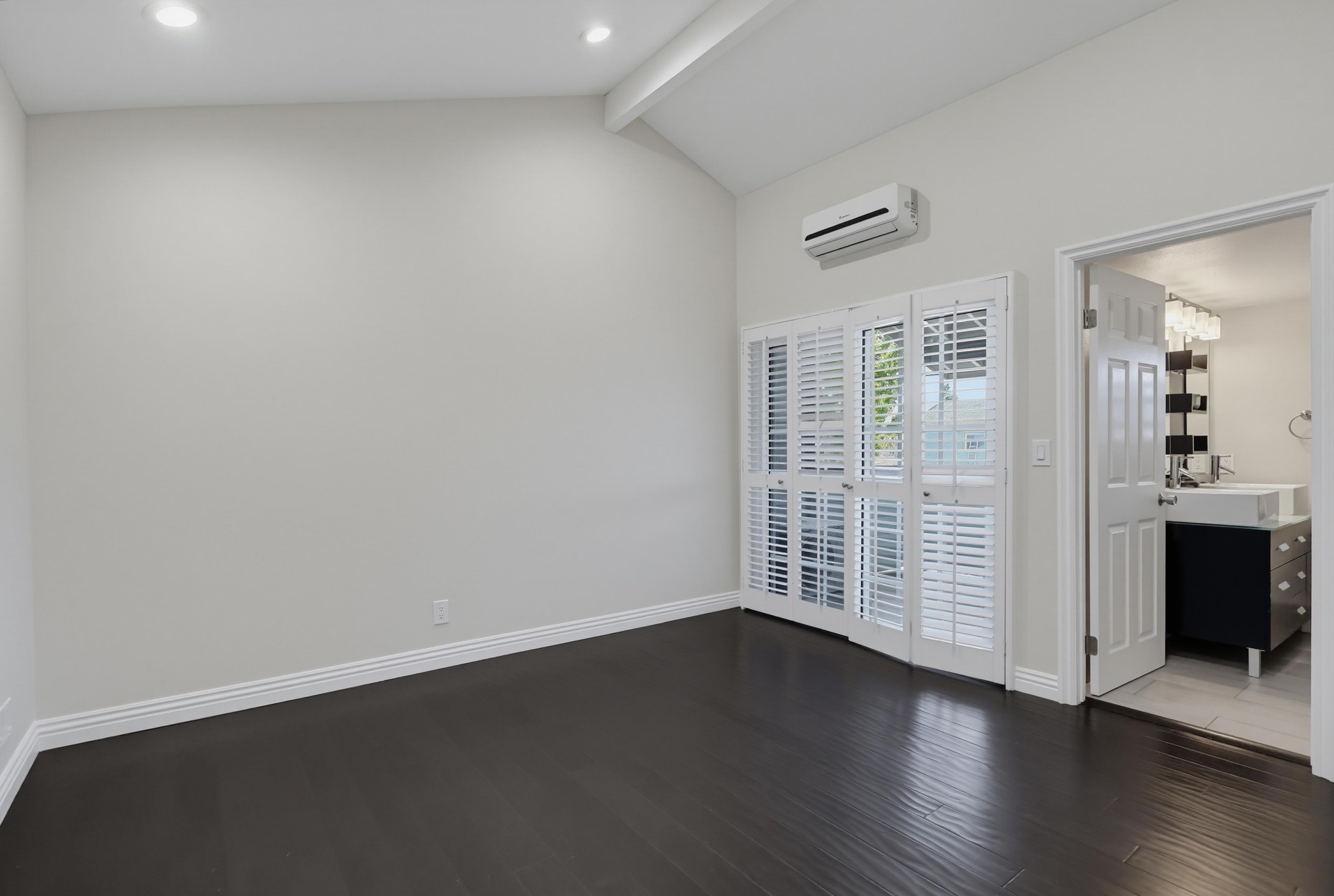 Virtual tour photo 44 of 62 for 1118 Sandi Ln