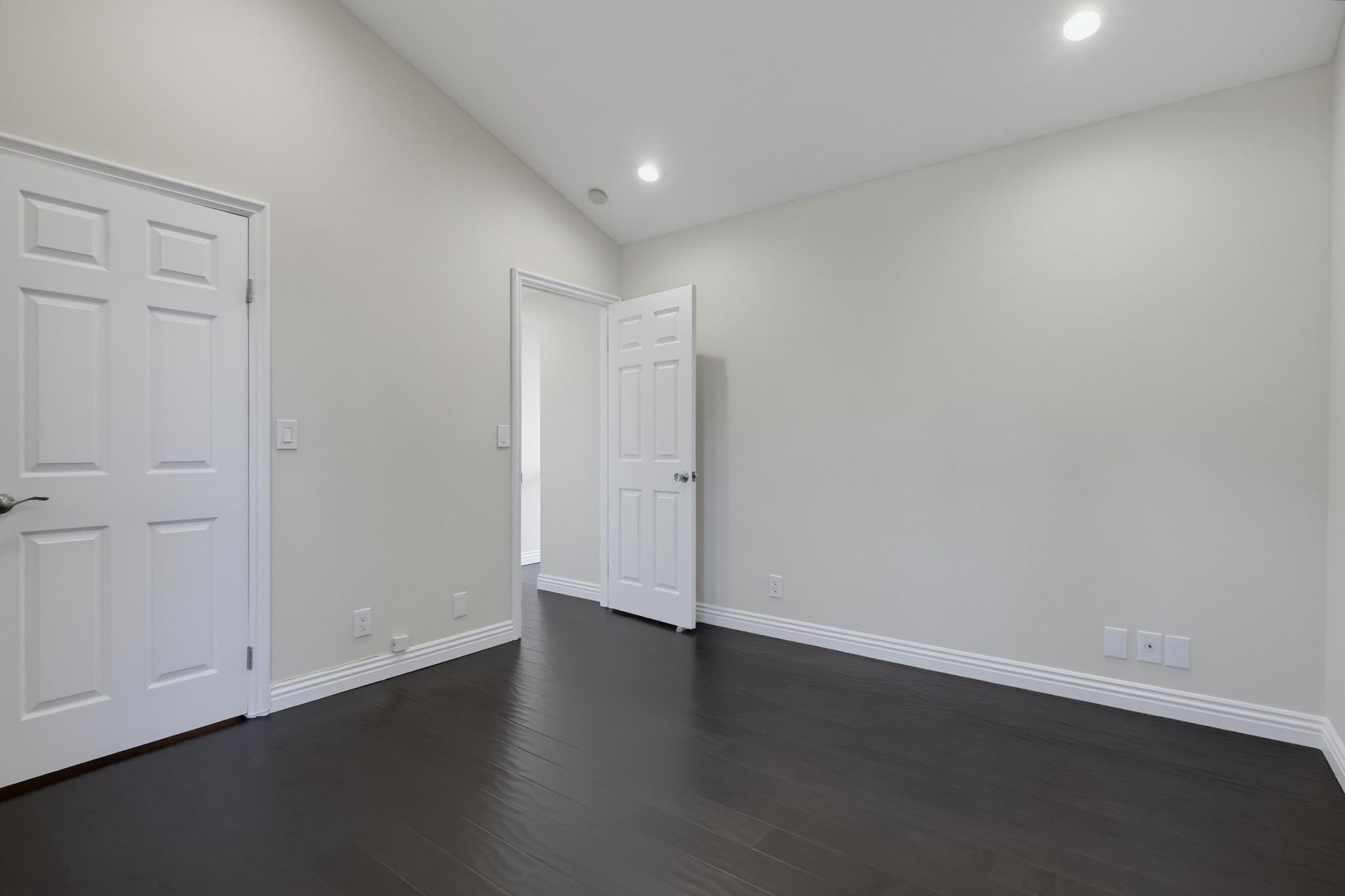 Virtual tour photo 46 of 62 for 1118 Sandi Ln