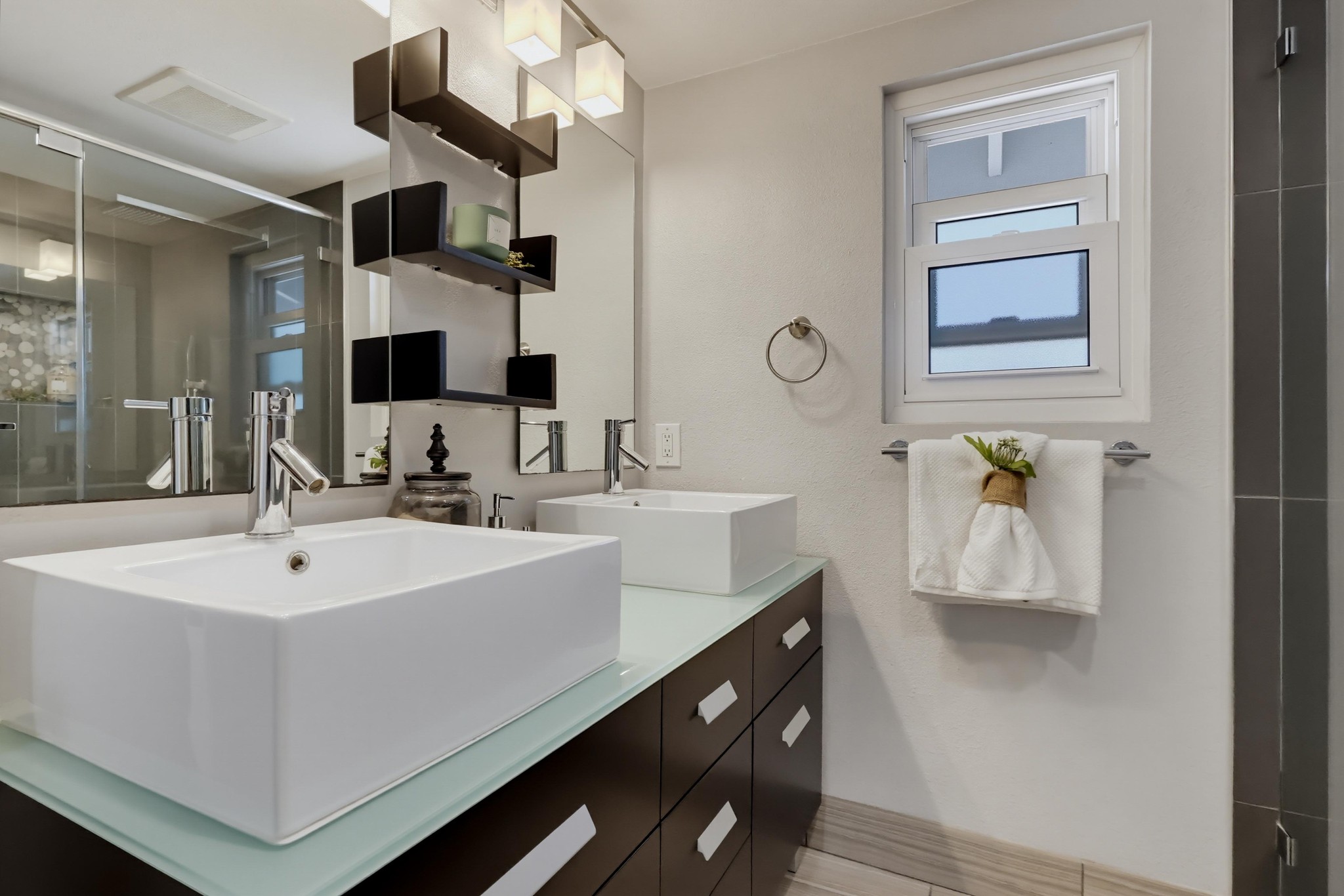 Virtual tour photo 51 of 62 for 1118 Sandi Ln