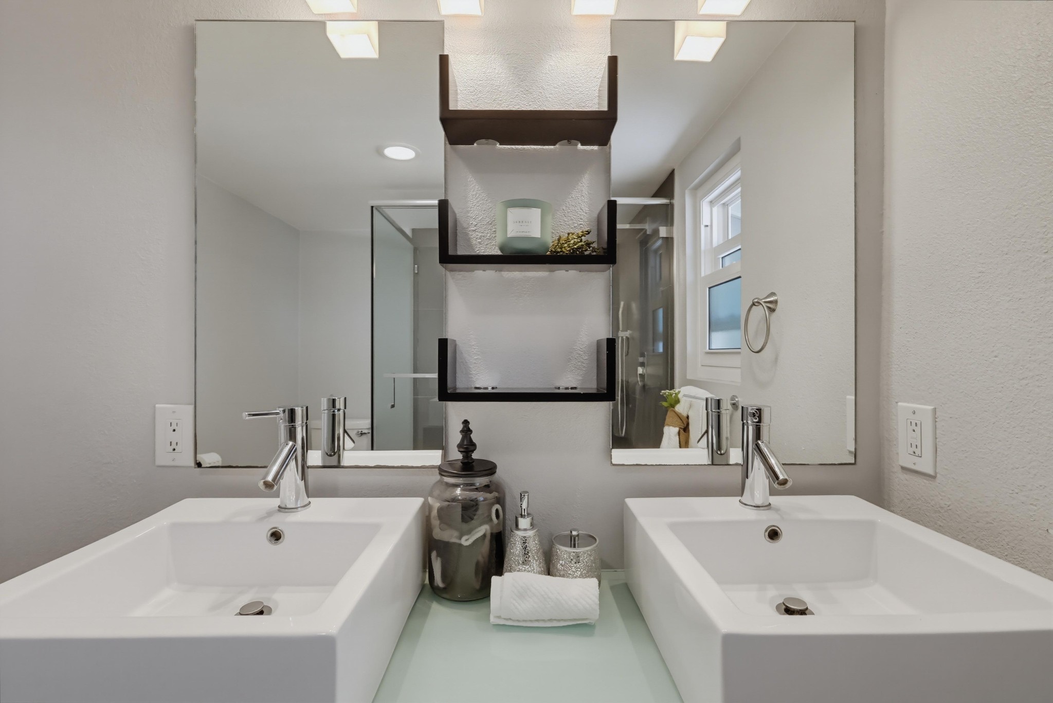 Virtual tour photo 52 of 62 for 1118 Sandi Ln