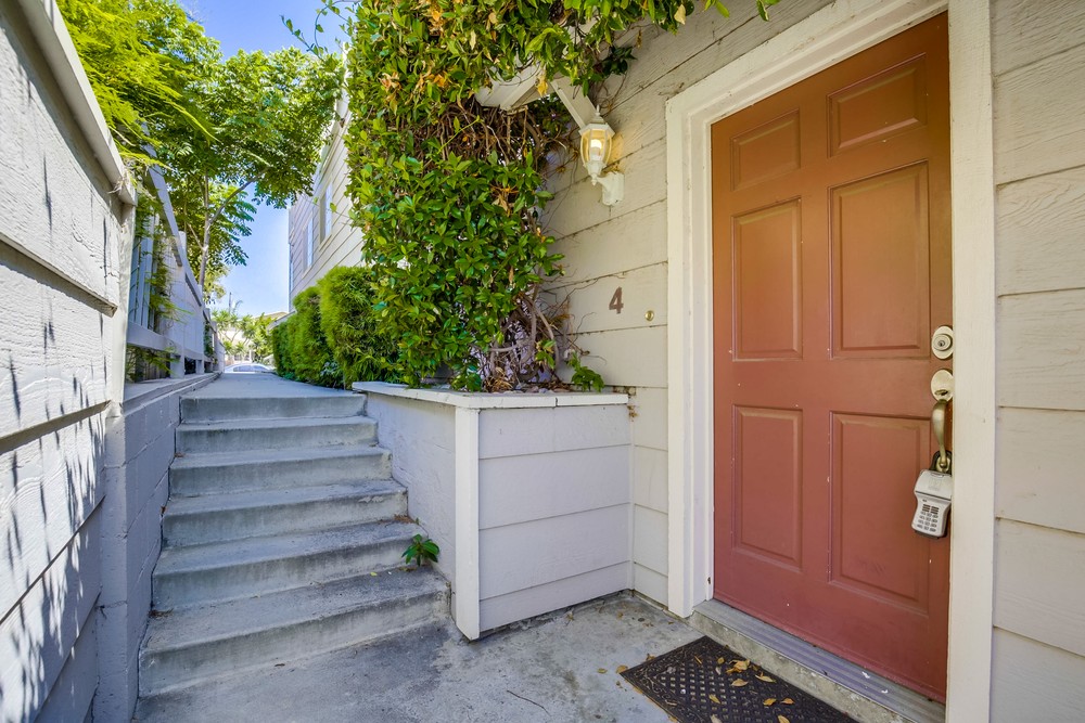 Virtual tour photo 6 of 41 for 1119 Reed Ave #4