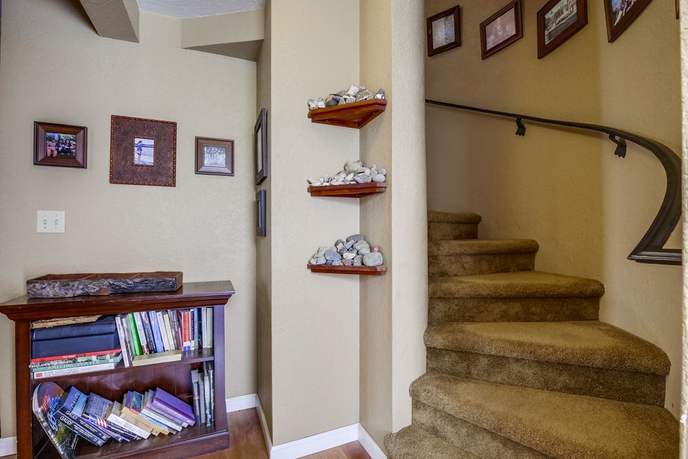 Virtual tour photo 7 of 41 for 1119 Reed Ave #4