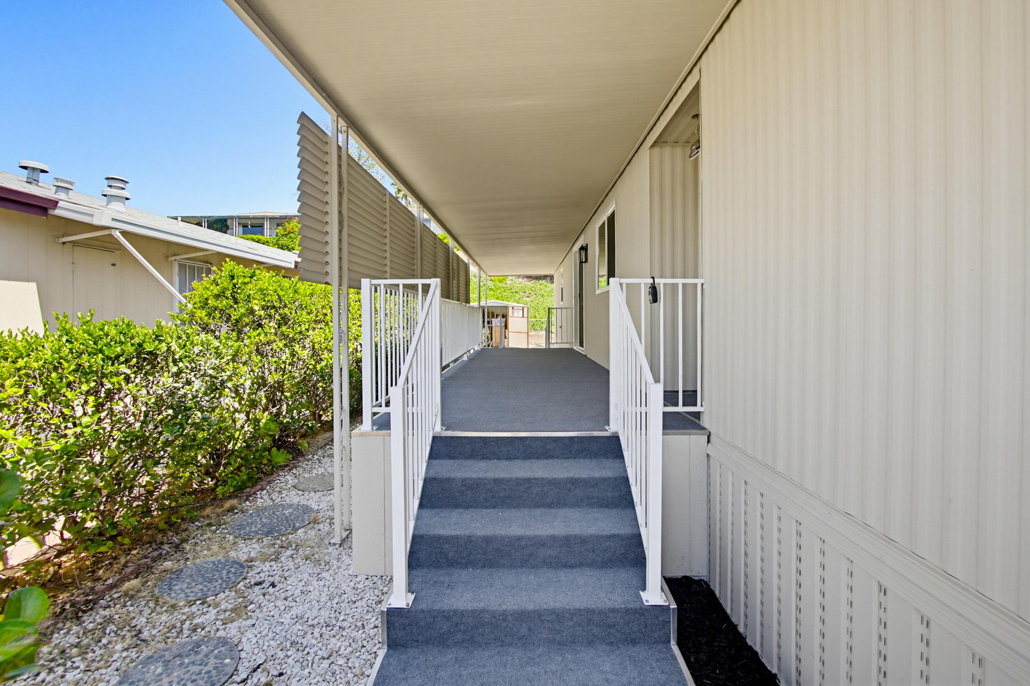 Virtual tour photo 5 of 42 for 1120 Pepper Dr SPC 115