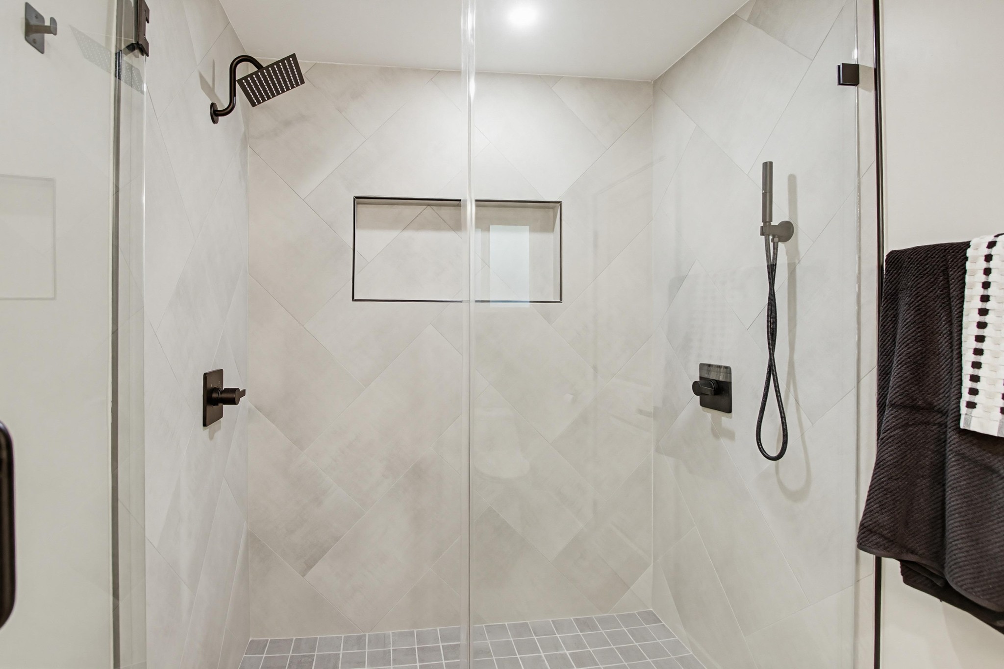 Virtual tour photo 24 of 42 for 1120 Pepper Dr SPC 115