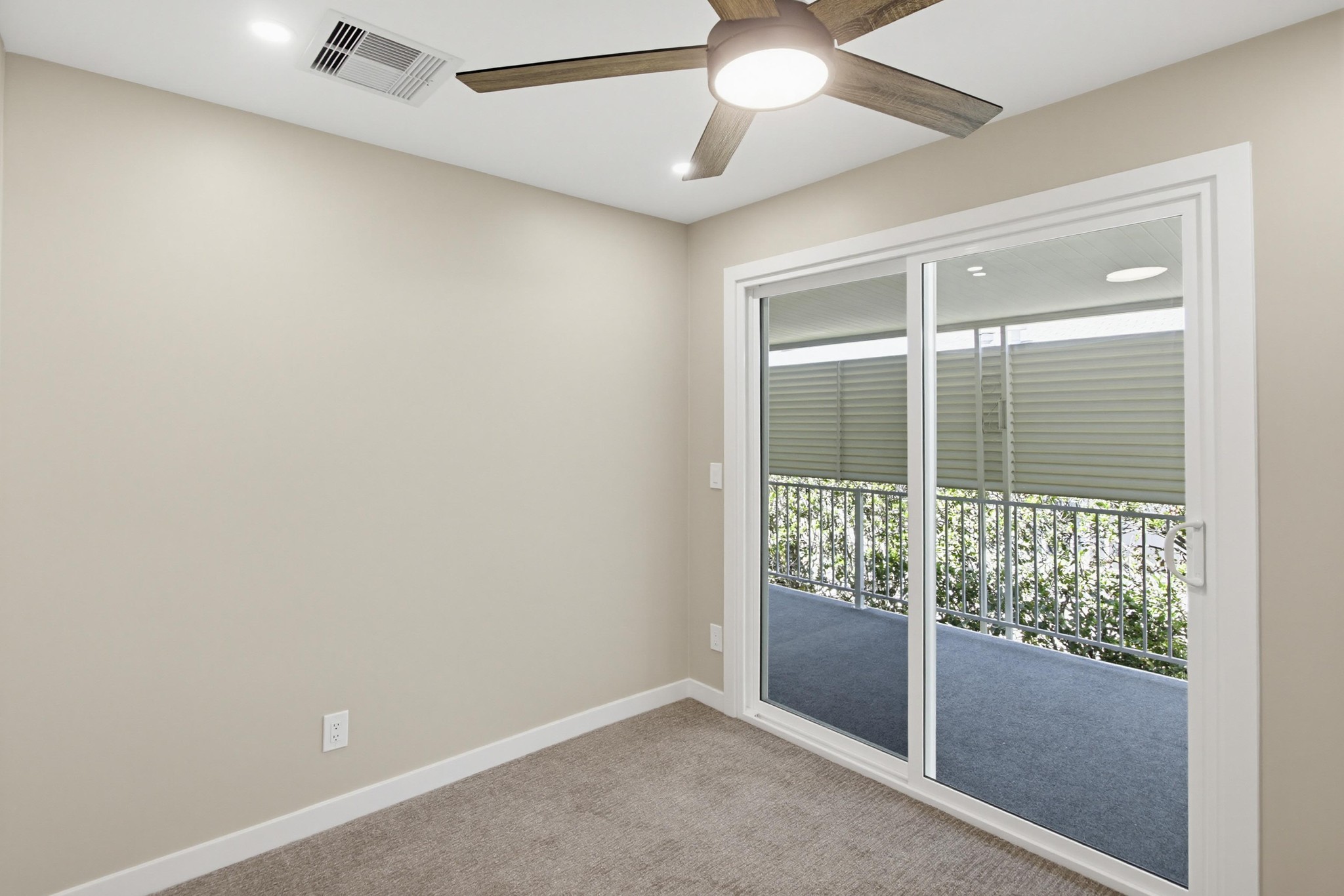 Virtual tour photo 25 of 42 for 1120 Pepper Dr SPC 115