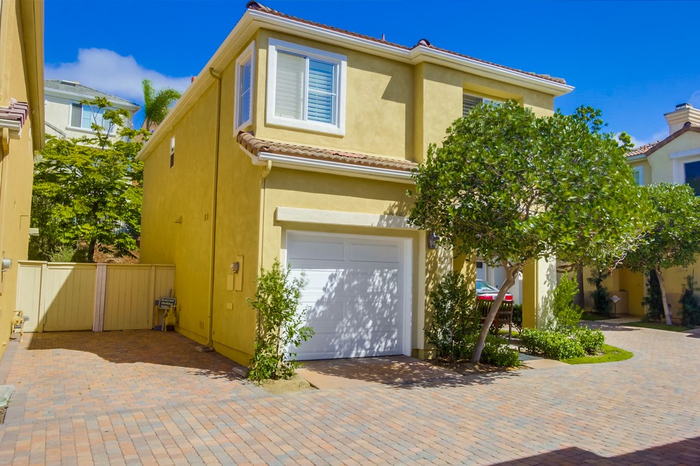 Virtual tour photo 5 of 52 for 11203 Carmel Creek Rd #2