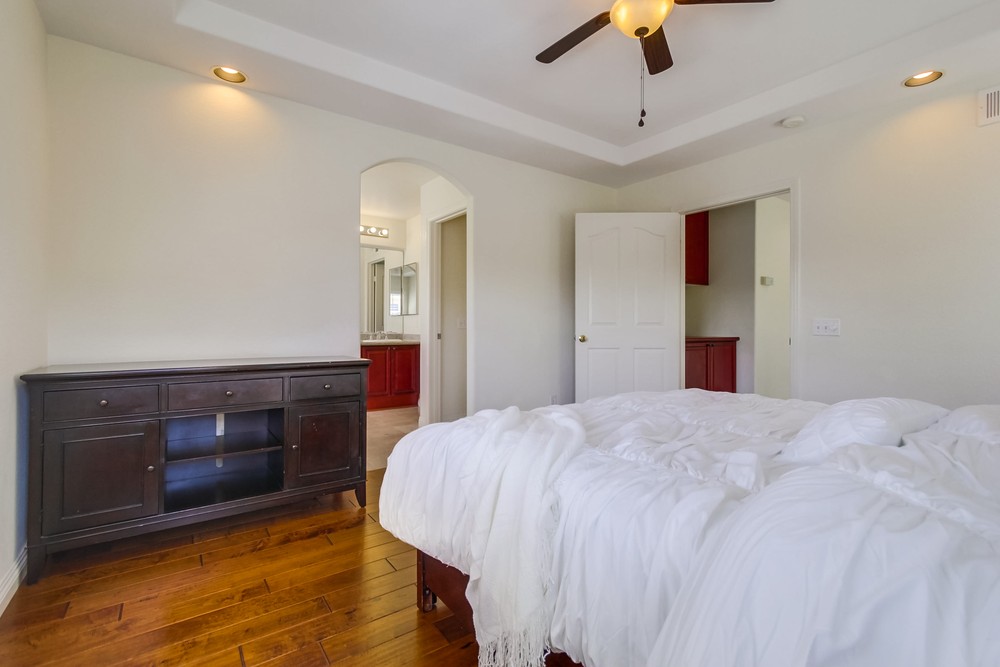Virtual tour photo 29 of 52 for 11203 Carmel Creek Rd #2