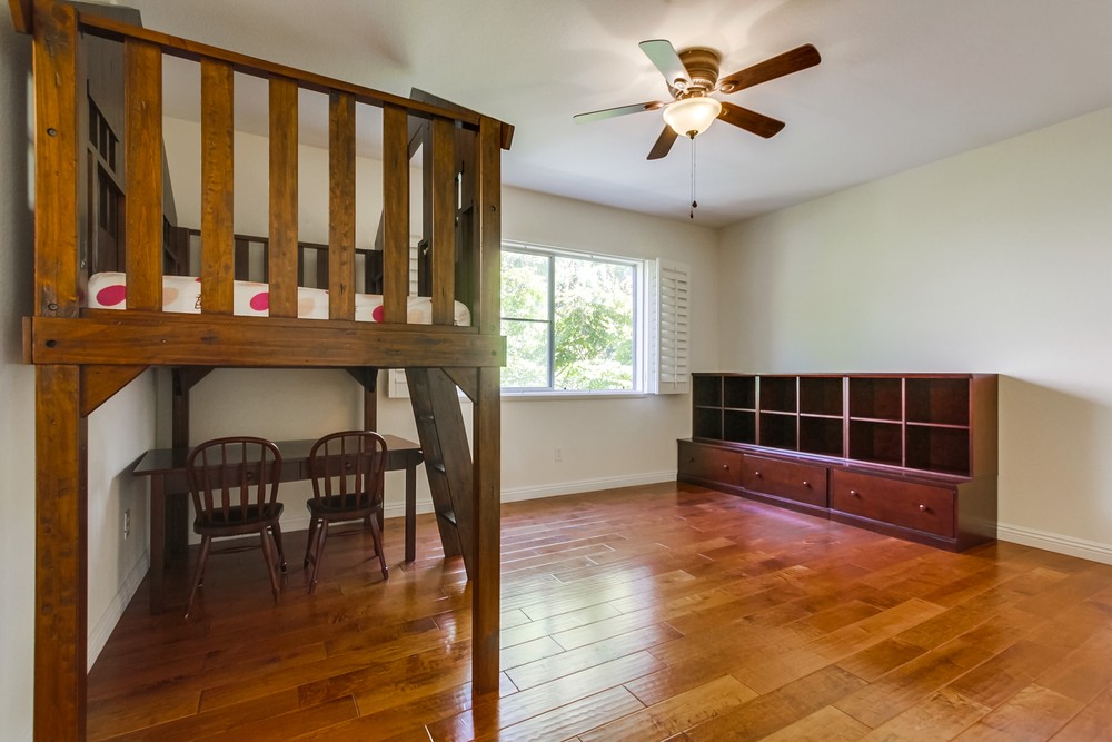 Virtual tour photo 34 of 52 for 11203 Carmel Creek Rd #2