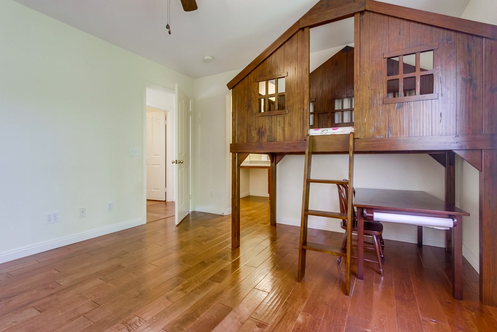 Virtual tour photo 36 of 52 for 11203 Carmel Creek Rd #2