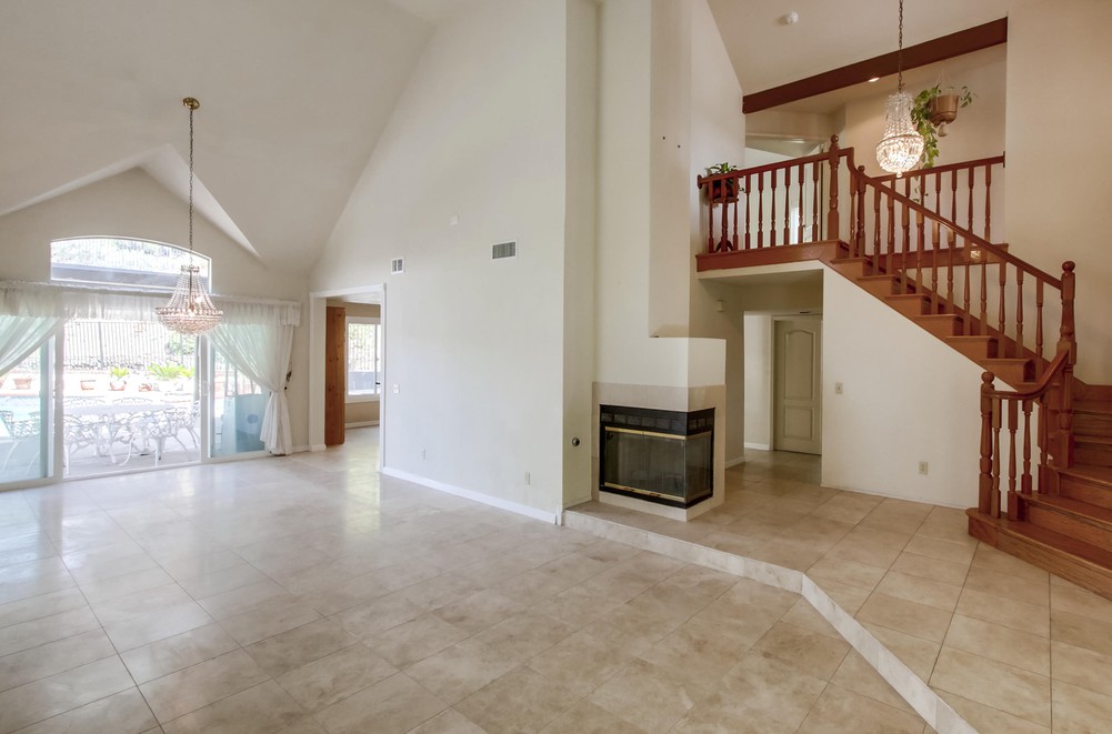 Virtual tour photo 6 of 45 for 11204 Western Gailes Row