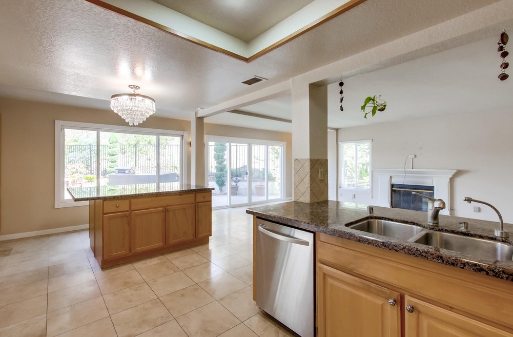 Virtual tour photo 16 of 45 for 11204 Western Gailes Row