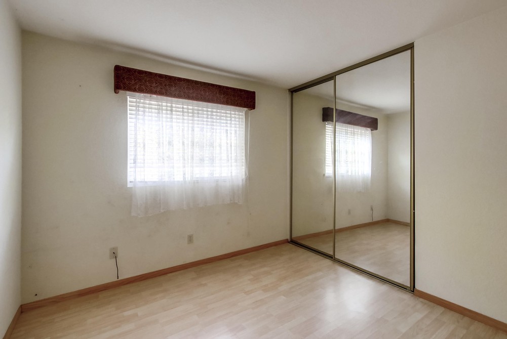 Virtual tour photo 19 of 45 for 11204 Western Gailes Row
