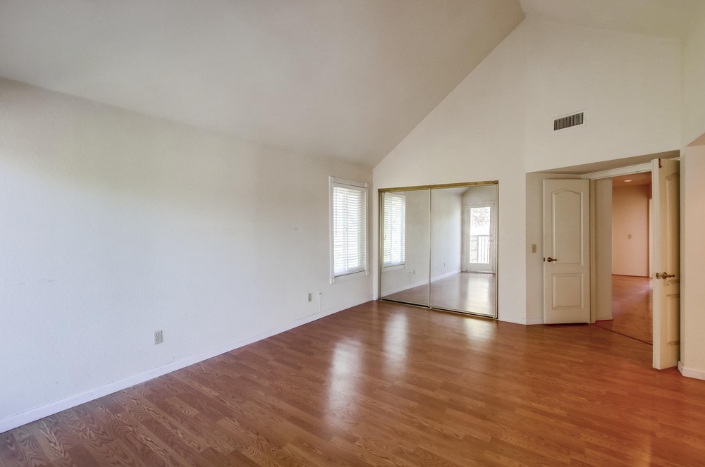 Virtual tour photo 24 of 45 for 11204 Western Gailes Row