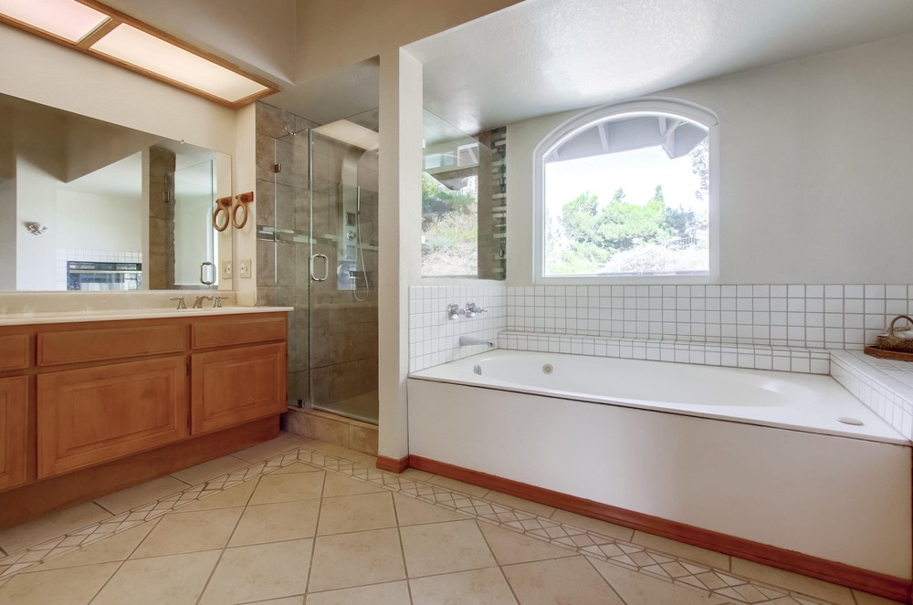 Virtual tour photo 27 of 45 for 11204 Western Gailes Row