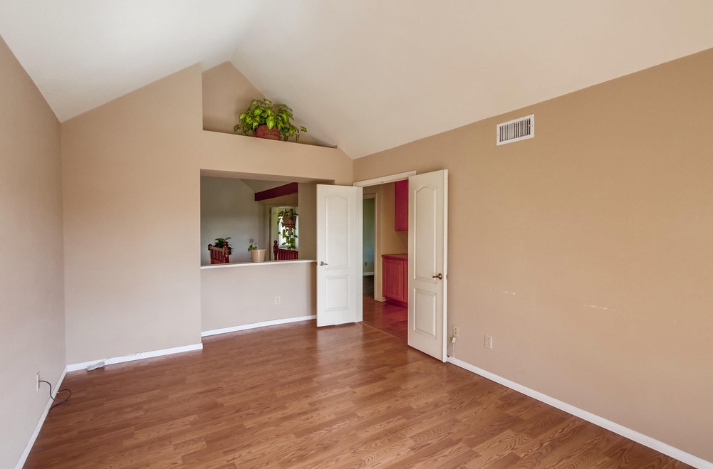Virtual tour photo 33 of 45 for 11204 Western Gailes Row