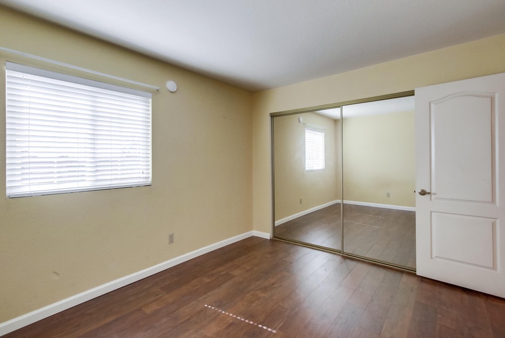 Virtual tour photo 35 of 45 for 11204 Western Gailes Row