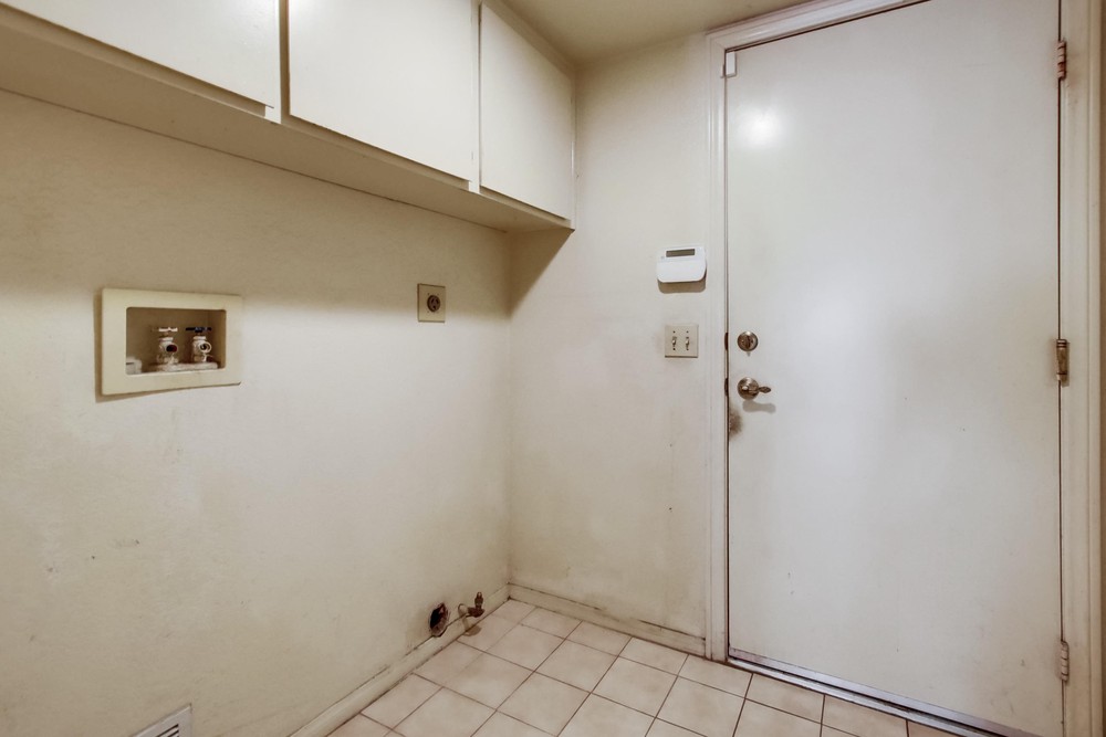 Virtual tour photo 37 of 45 for 11204 Western Gailes Row