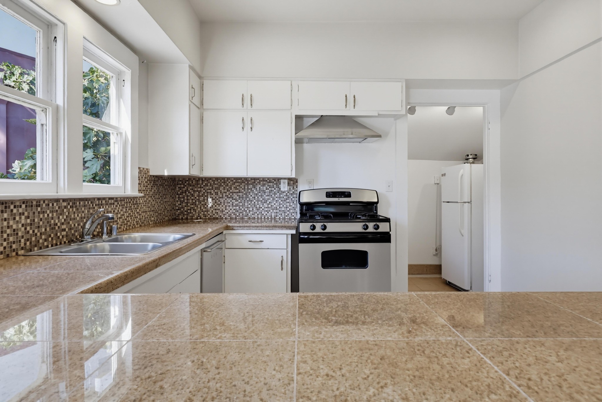Virtual tour photo 21 of 76 for 1121 Benton Wy