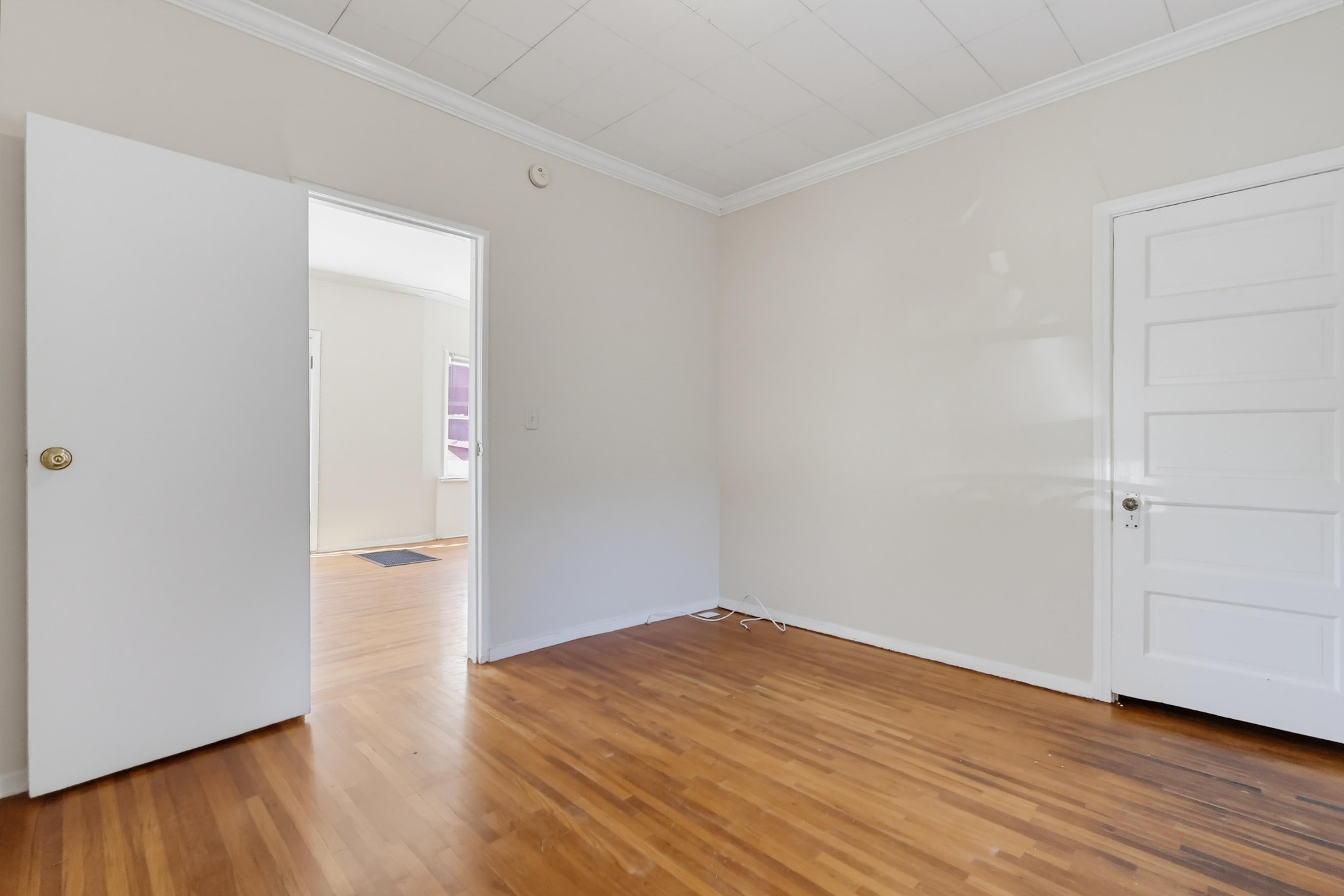 Virtual tour photo 29 of 76 for 1121 Benton Wy