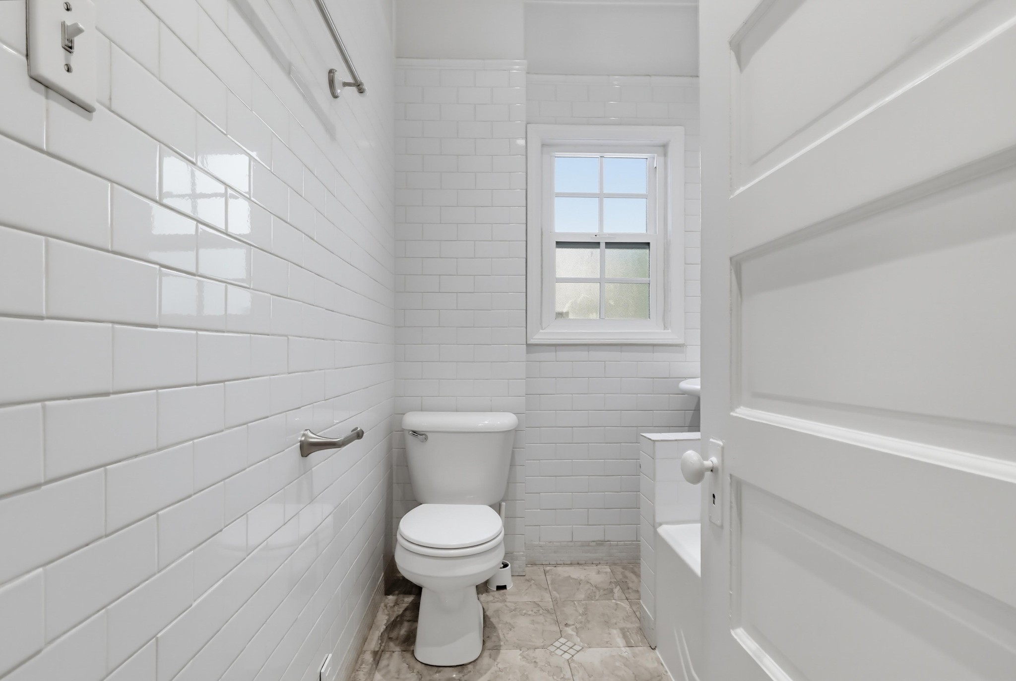 Virtual tour photo 38 of 76 for 1121 Benton Wy